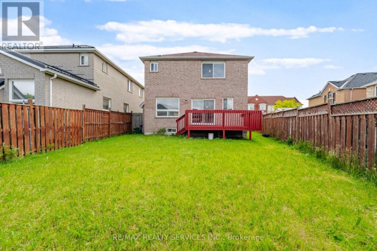 249 SUNNY MEADOW BOULEVARD, Brampton (Sandringham-Wellington), Ontario, L6R2Y4