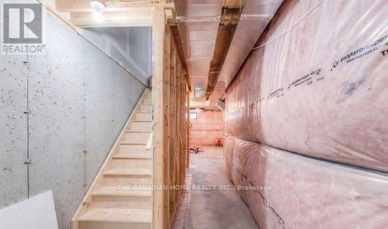 19 - 50 PINNACLE DRIVE, Kitchener, Ontario, N2P0H8