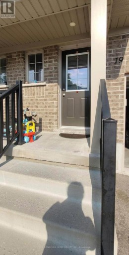19 - 50 PINNACLE DRIVE, Kitchener, Ontario, N2P0H8