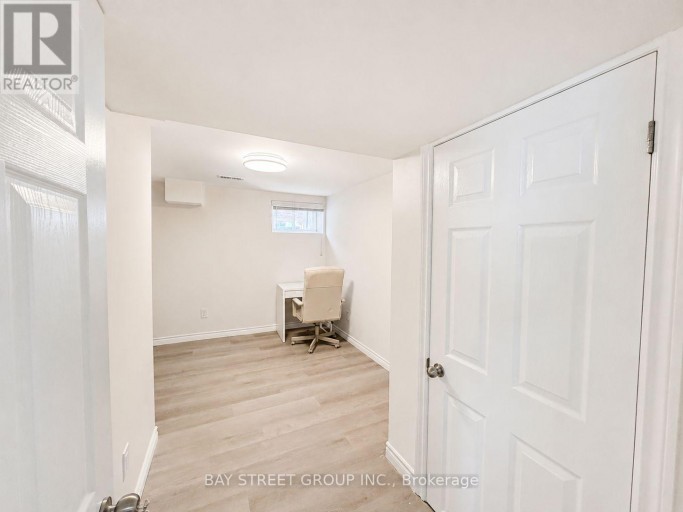 BSMT - 808 TENTH AVENUE, Hamilton (Hampton Heights), Ontario, L8T2G6