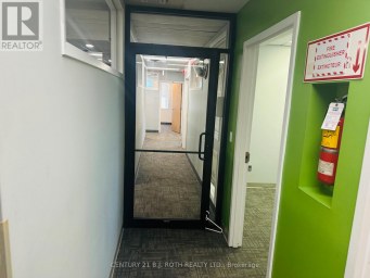 301,302,303 - 34 SIMCOE STREET Barrie (City Centre) Ontario photo 15
