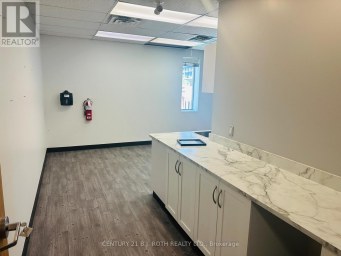 301,302,303 - 34 SIMCOE STREET Barrie (City Centre) Ontario photo 17