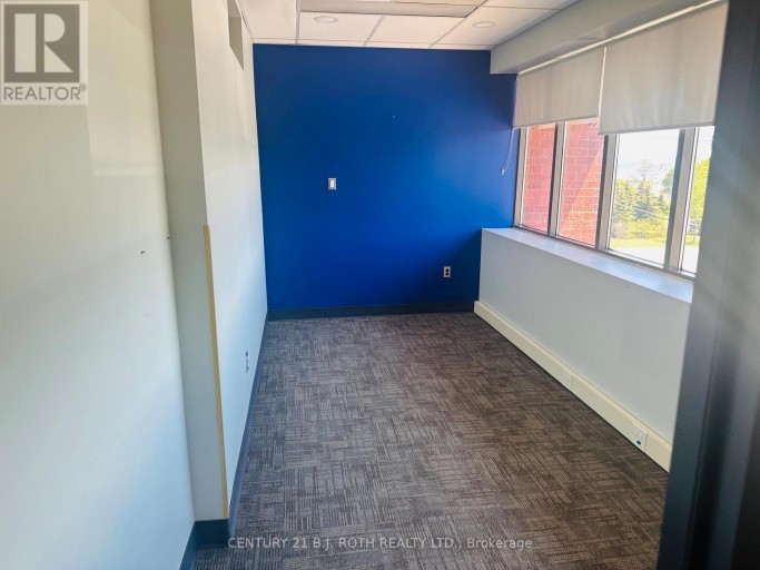 301,302,303 - 34 SIMCOE STREET, Barrie (City Centre), Ontario, L4N6T4