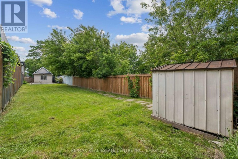 43 WHITFIELD AVENUE, Hamilton (Industrial Sector), Ontario, L8L4B5