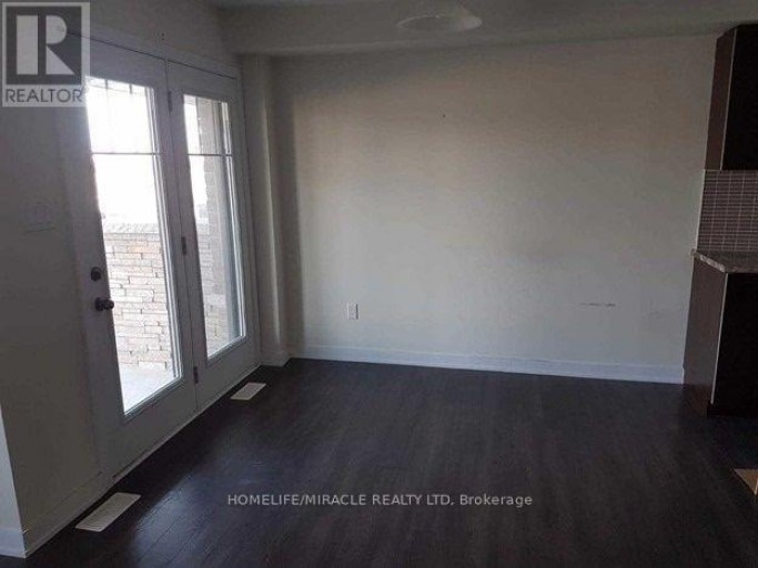 35 SHERWAY STREET, Hamilton (Stoney Creek), Ontario, L8J0J4
