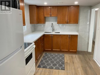 UPPER - 161 CHARLOTTE STREET Newmarket (Gorham-College Manor) Ontario photo 3