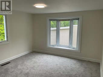 UPPER - 161 CHARLOTTE STREET Newmarket (Gorham-College Manor) Ontario photo 7