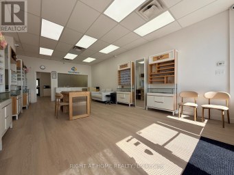 B07 - 4779 STEELES AVENUE E Toronto (Milliken) Ontario photo 1