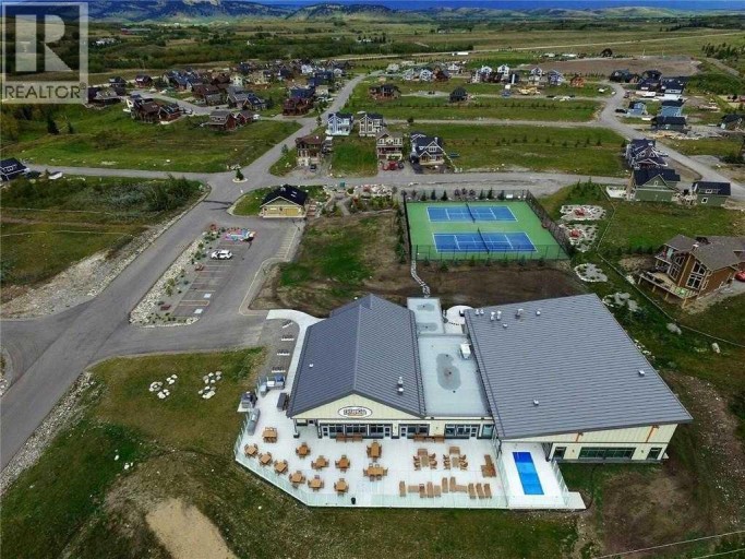 301 Cottageclub Green, Rural Rocky View County, Alberta, T4C1B1