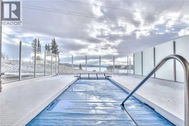 301 Cottageclub Green, Rural Rocky View County, Alberta, T4C1B1