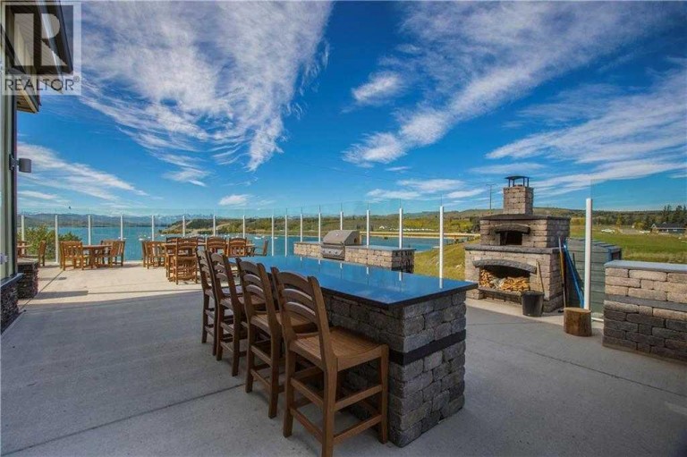 301 Cottageclub Green, Rural Rocky View County, Alberta, T4C1B1