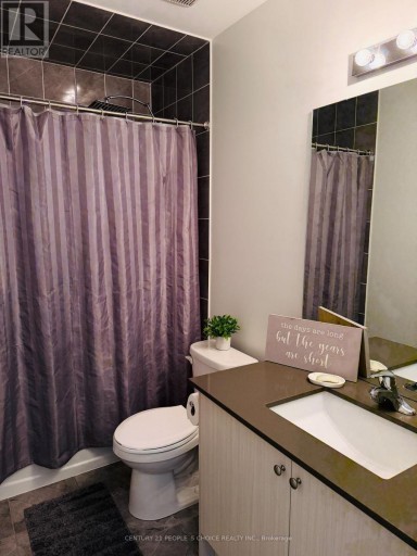 10 TAUTON STREET, Vaughan (Vaughan Grove), Ontario, L4L0M2