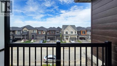 65 HOLDER DRIVE Brantford Ontario photo 19
