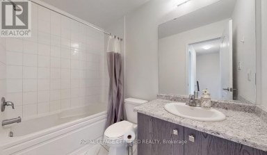 65 HOLDER DRIVE Brantford Ontario photo 21