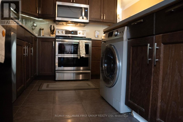 307 GREENWOOD AVENUE, Toronto (Greenwood-Coxwell), Ontario, M4L2R6