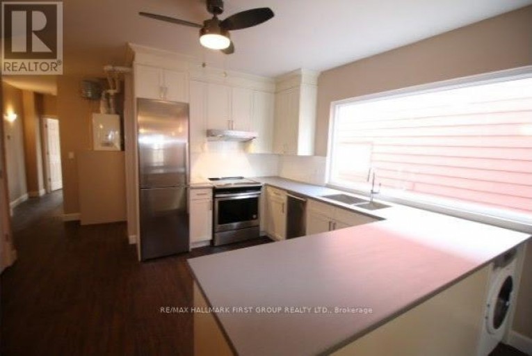 307 GREENWOOD AVENUE, Toronto (Greenwood-Coxwell), Ontario, M4L2R6