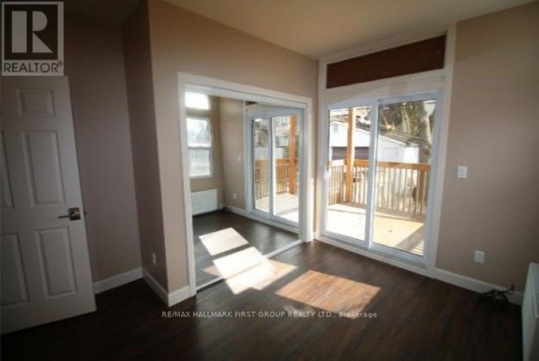307 GREENWOOD AVENUE, Toronto (Greenwood-Coxwell), Ontario, M4L2R6
