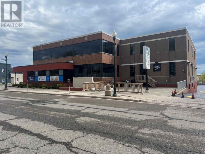 765 Queen St, Sault Ste. Marie, Ontario (id Sm261606)