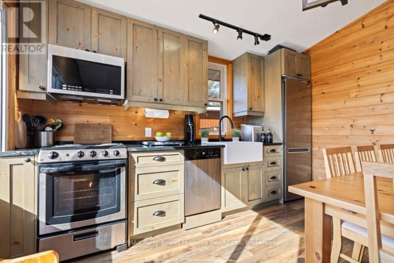 5 - 111 NORTH SHORE ROAD, The Archipelago (Archipelago North), Ontario, P0G1K0