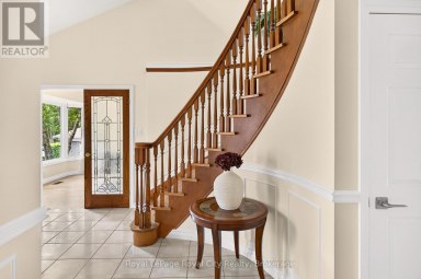 9 DARREN PLACE Guelph/Eramosa Ontario photo 5