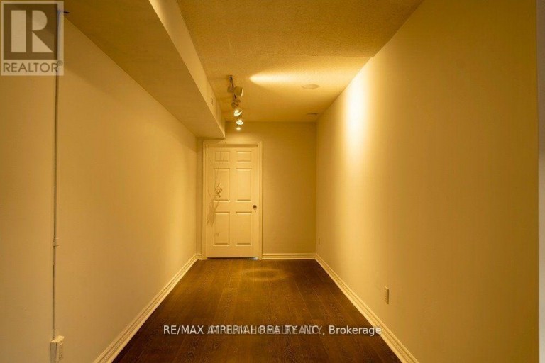 2ND FL - 3334 A YONGE STREET, Toronto (Lawrence Park North), Ontario, M4N2M4
