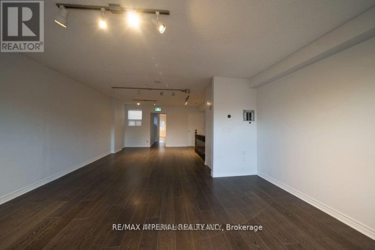 2ND FL - 3334 A YONGE STREET, Toronto (Lawrence Park North), Ontario, M4N2M4