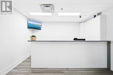 212 - 105 GORDON BAKER ROAD Toronto (Hillcrest Village) Ontario photo 4