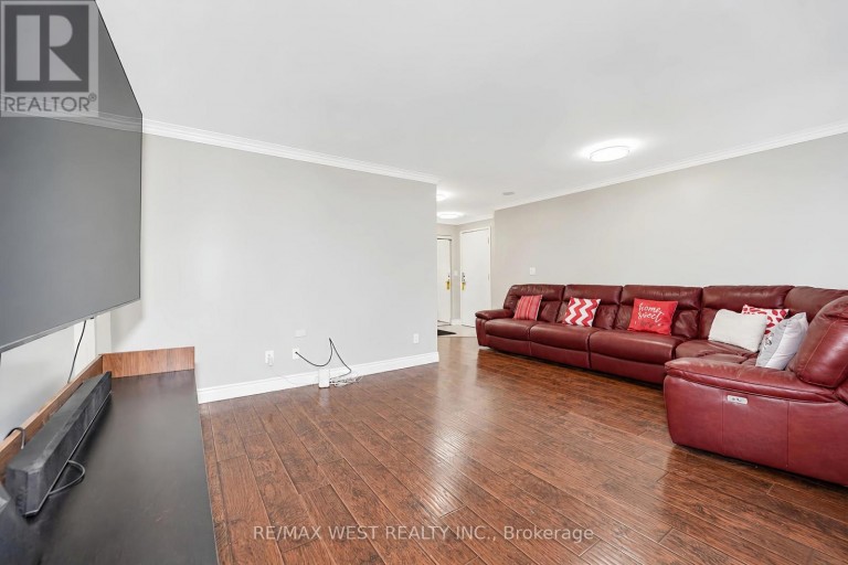 326 - 68 CORPORATE DRIVE, Toronto (Woburn), Ontario, M1H3H3
