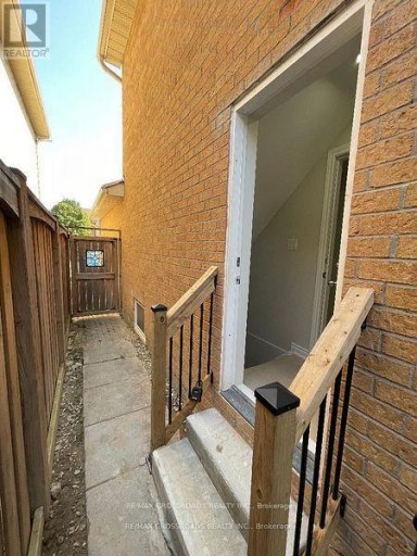 1538 AMBERLEA ROAD, Pickering (Amberlea), Ontario, L1V4V4