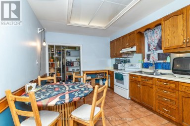 122 EMERSON AVENUE Toronto (Dovercourt-Wallace Emerson-Junction) Ontario photo 10