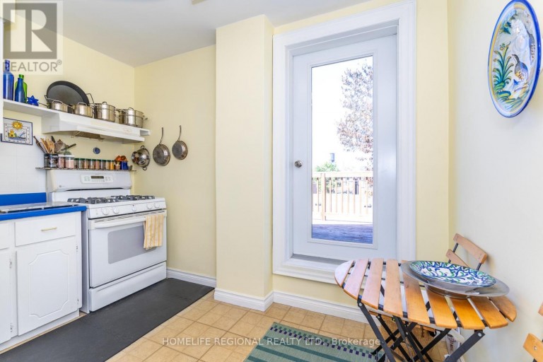 122 EMERSON AVENUE, Toronto (Dovercourt-Wallace Emerson-Junction), Ontario, M6H3T1