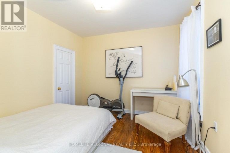 122 EMERSON AVENUE, Toronto (Dovercourt-Wallace Emerson-Junction), Ontario, M6H3T1