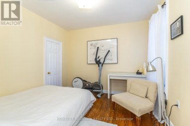 122 EMERSON AVENUE Toronto (Dovercourt-Wallace Emerson-Junction) Ontario photo 24