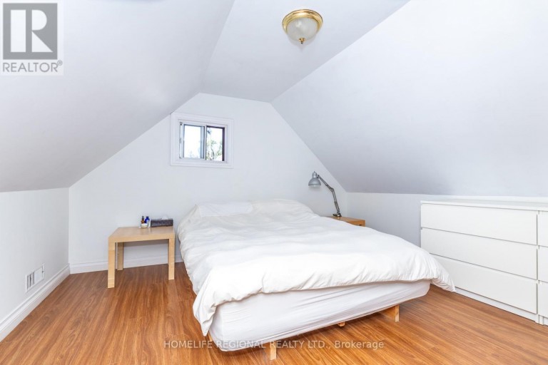 122 EMERSON AVENUE, Toronto (Dovercourt-Wallace Emerson-Junction), Ontario, M6H3T1