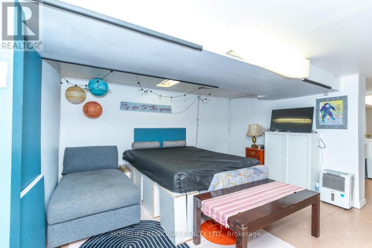 122 EMERSON AVENUE, Toronto (Dovercourt-Wallace Emerson-Junction), Ontario, M6H3T1