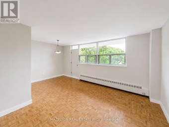 305 - 1780 VICTORIA PARK AVENUE Toronto (Victoria Village) Ontario photo 2