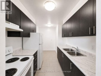305 - 1780 VICTORIA PARK AVENUE Toronto (Victoria Village) Ontario photo 4