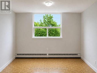 305 - 1780 VICTORIA PARK AVENUE Toronto (Victoria Village) Ontario photo 6