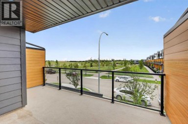 8554 19 Avenue SE Calgary Alberta photo 9