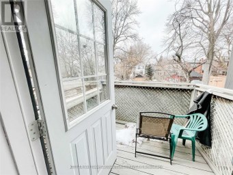 #UPPER - 98 WOODYCREST AVENUE Toronto (Danforth Village-East York) Ontario photo 10