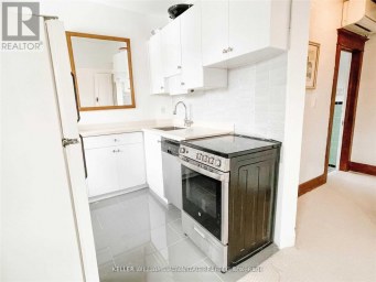 #UPPER - 98 WOODYCREST AVENUE Toronto (Danforth Village-East York) Ontario photo 12