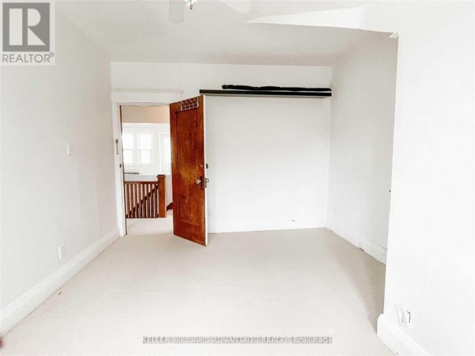 #UPPER - 98 WOODYCREST AVENUE, Toronto (Danforth Village-East York), Ontario, M4J3A9