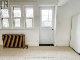 #UPPER - 98 WOODYCREST AVENUE Toronto (Danforth Village-East York) Ontario photo 8