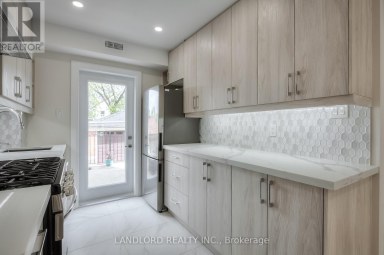 MAIN - 36 YORE ROAD Toronto (Beechborough-Greenbrook) Ontario photo 3