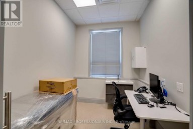107 - 523 THE QUEENSWAY WAY Toronto (Stonegate-Queensway) Ontario photo 12