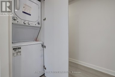 15 - 20 DUKE STREET Hamilton (Durand) Ontario photo 11