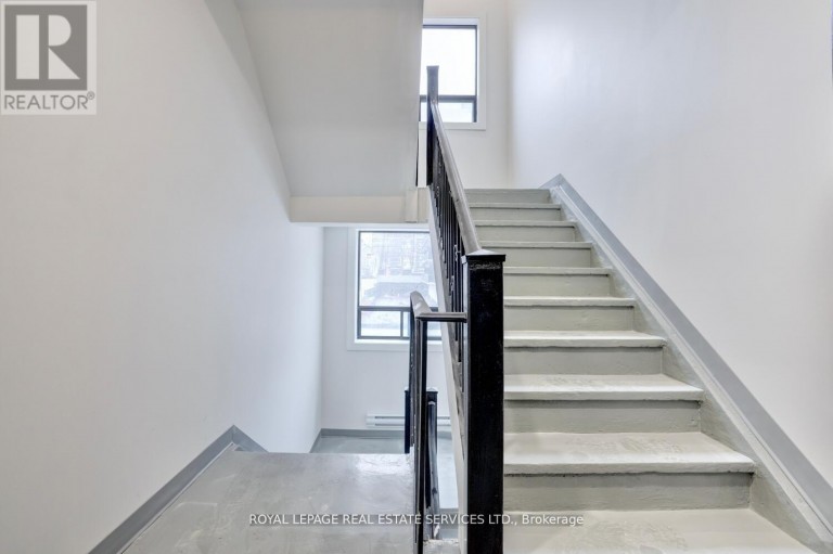 15 - 20 DUKE STREET, Hamilton (Durand), Ontario, L8P1X1