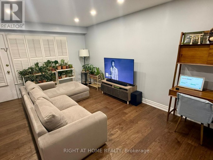 2 - 341 MILITARY TRAIL, Toronto (Morningside), Ontario, M1E4E4