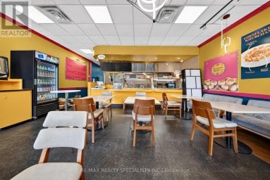 3 - 2930 ISLINGTON AVENUE Toronto (Humber Summit) Ontario photo 4