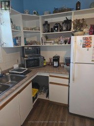 1001 OXFORD STREET E London East (East G) Ontario photo 5